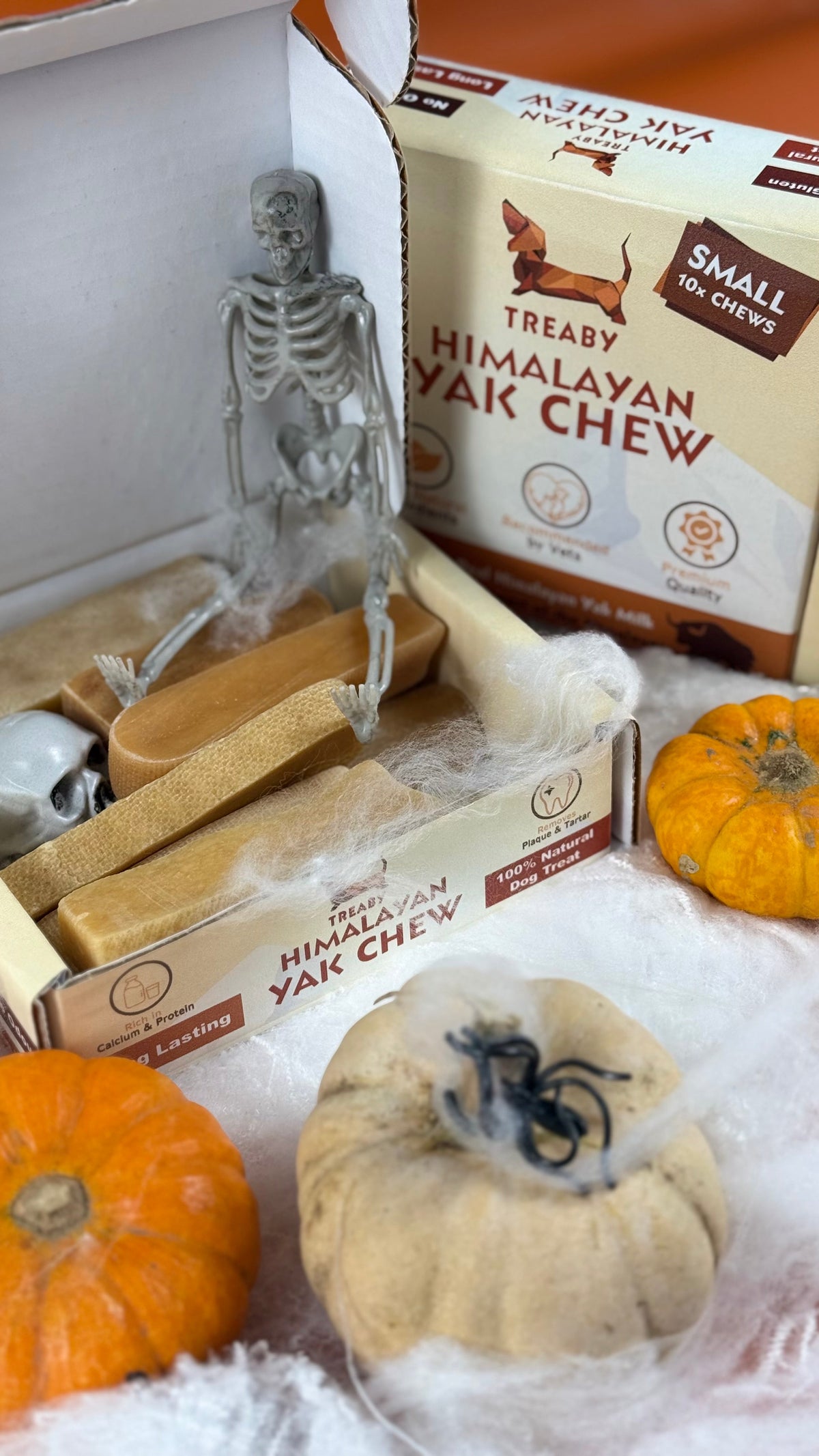 🎃 No Tricks, Just Chews! Treat Your Pup to Himalayan Yak Chews This Halloween! 🦴🐾